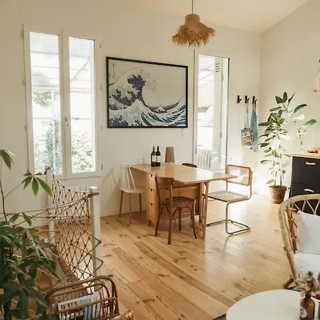 Charmante Petite Maison Avec Piscine