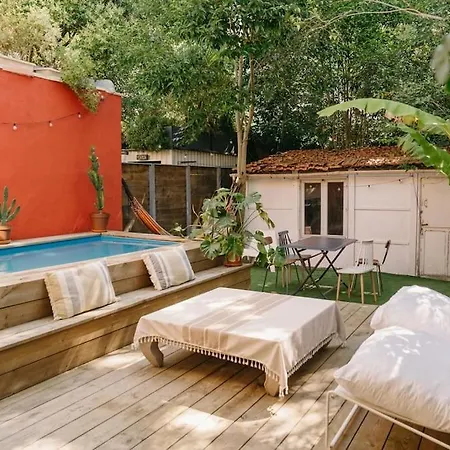 Charmante Petite Maison Avec Piscine